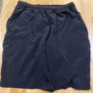 Lululemon 9in short